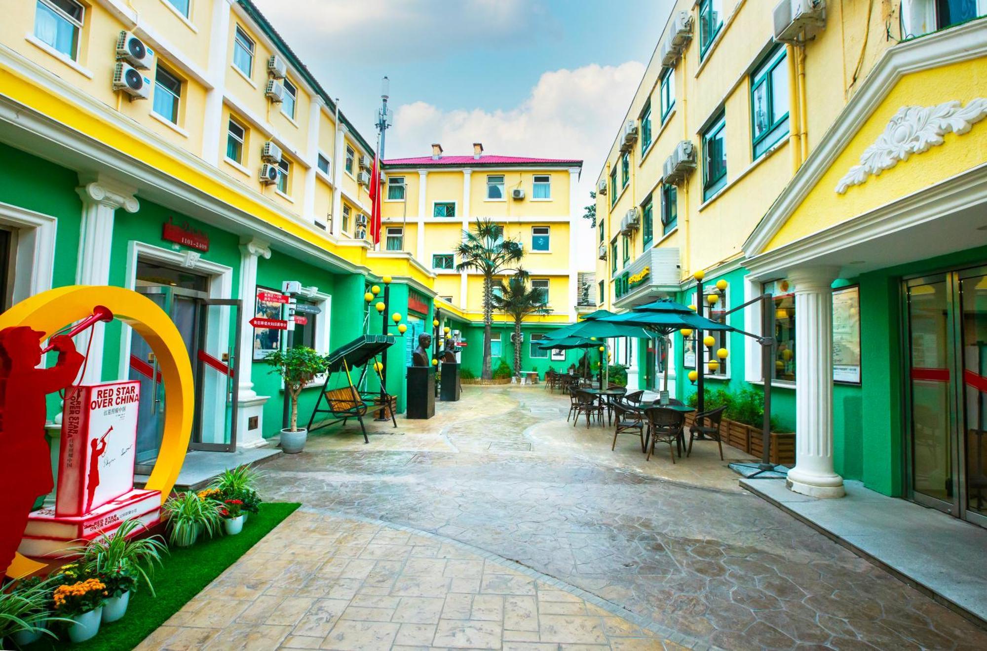 Zhong An Hotel Beijing Former Residence Of Journalist Edgar Snow -Free Laundry Service,Free Freshly Ground Coffee,Provide Tourism And Ticketing Service ,English Service ,Near Tian'Anmen Forbidden City,Wangfujing Walking Street Exteriér fotografie